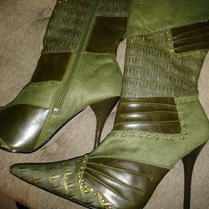 NWOB Cute Stylish Unique Boots
